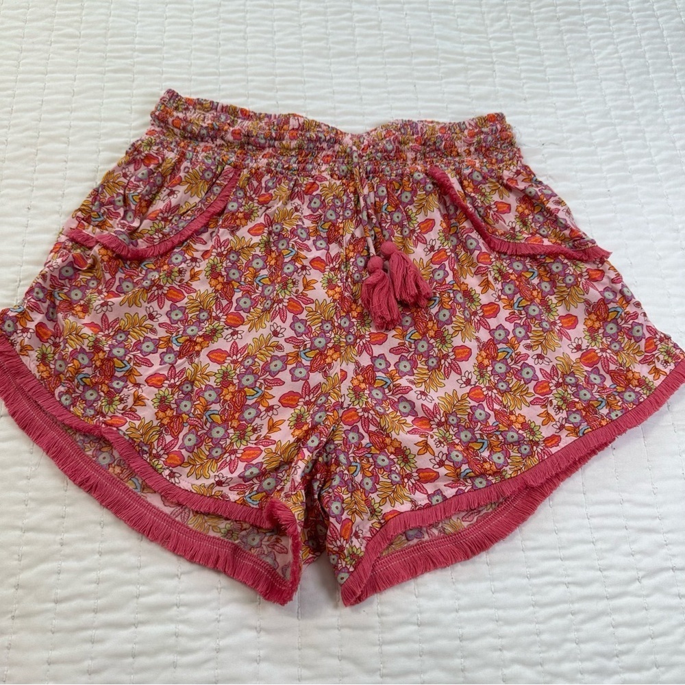 Set Of 2 Floral and Solid Pink Pajama and Casual Summery Shorts - Picture 8 of 10